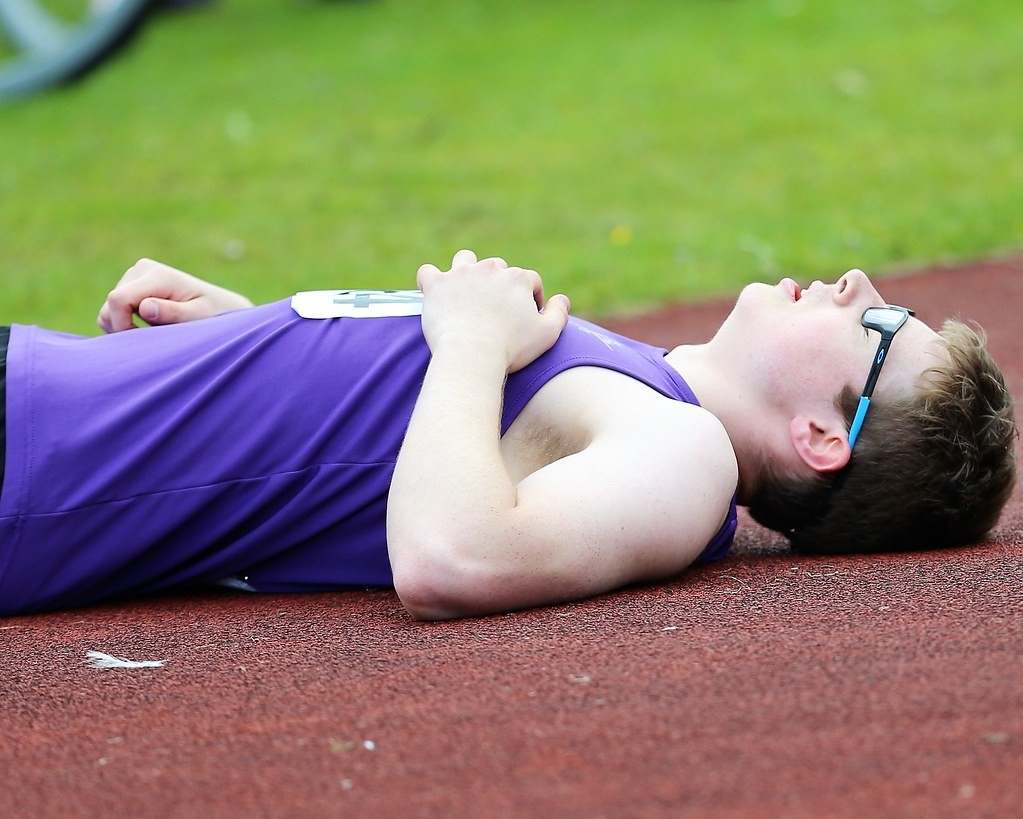 Steven Stone from Forth Valley, takes time to recover after a hard race!