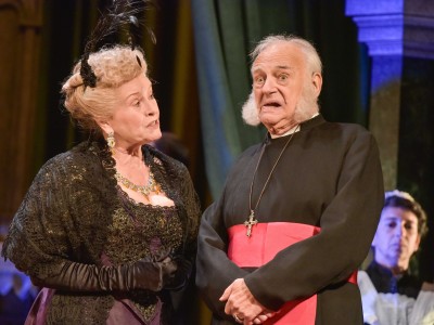 Adding Some Variety to Oscar Wilde