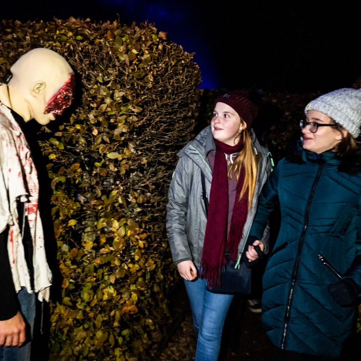 The Murray Maze is crammed with lost souls and tortured bodies.