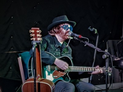 Ian McNabb- Backstage at the Green